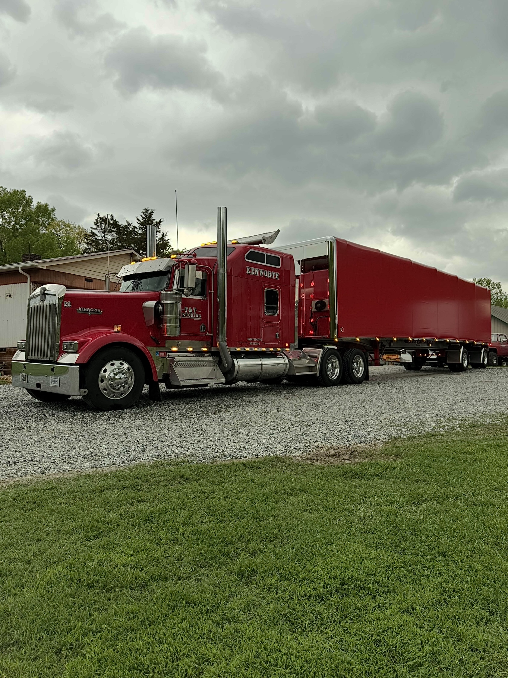 Show us what you are bringing! Upload a photo.