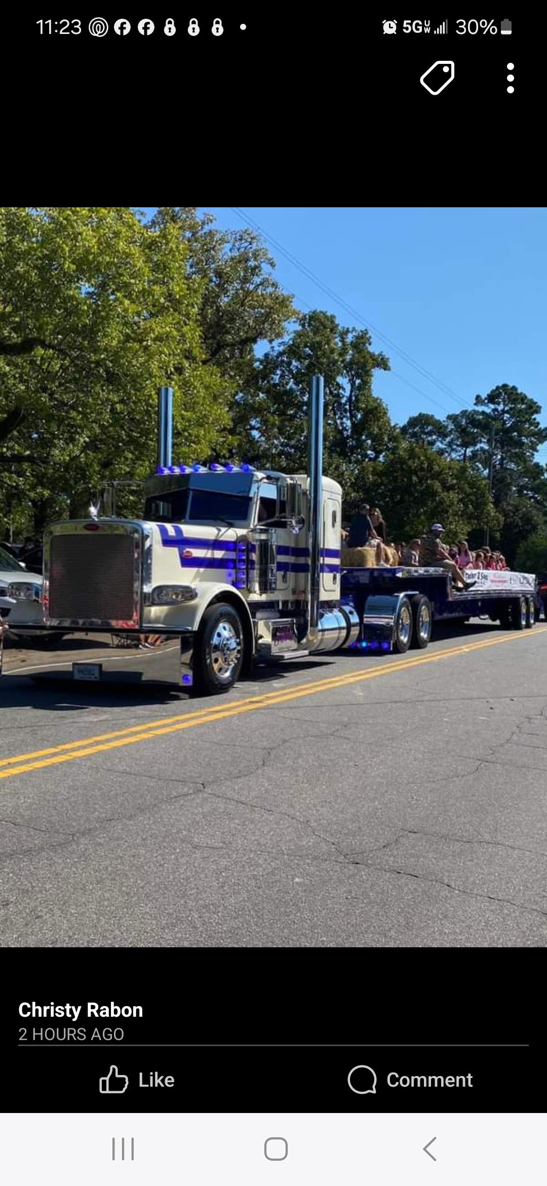 Show us what you are bringing! Upload a photo.