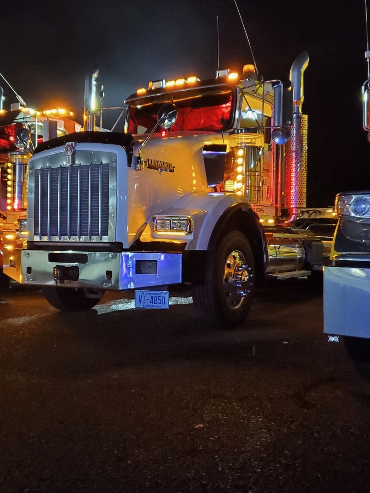 Show us what you are bringing! Upload a photo.