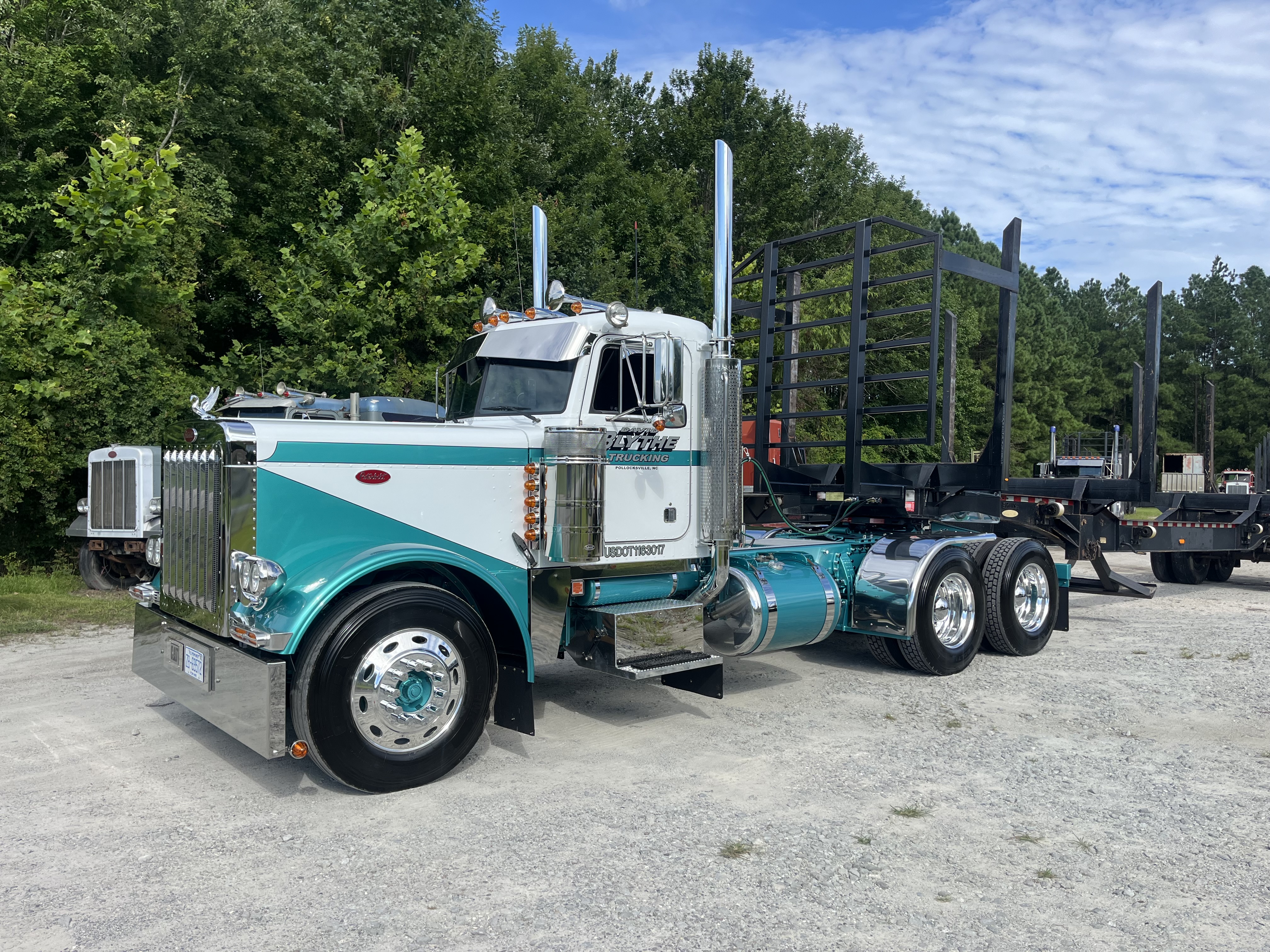 Show us what you are bringing! Upload a photo.