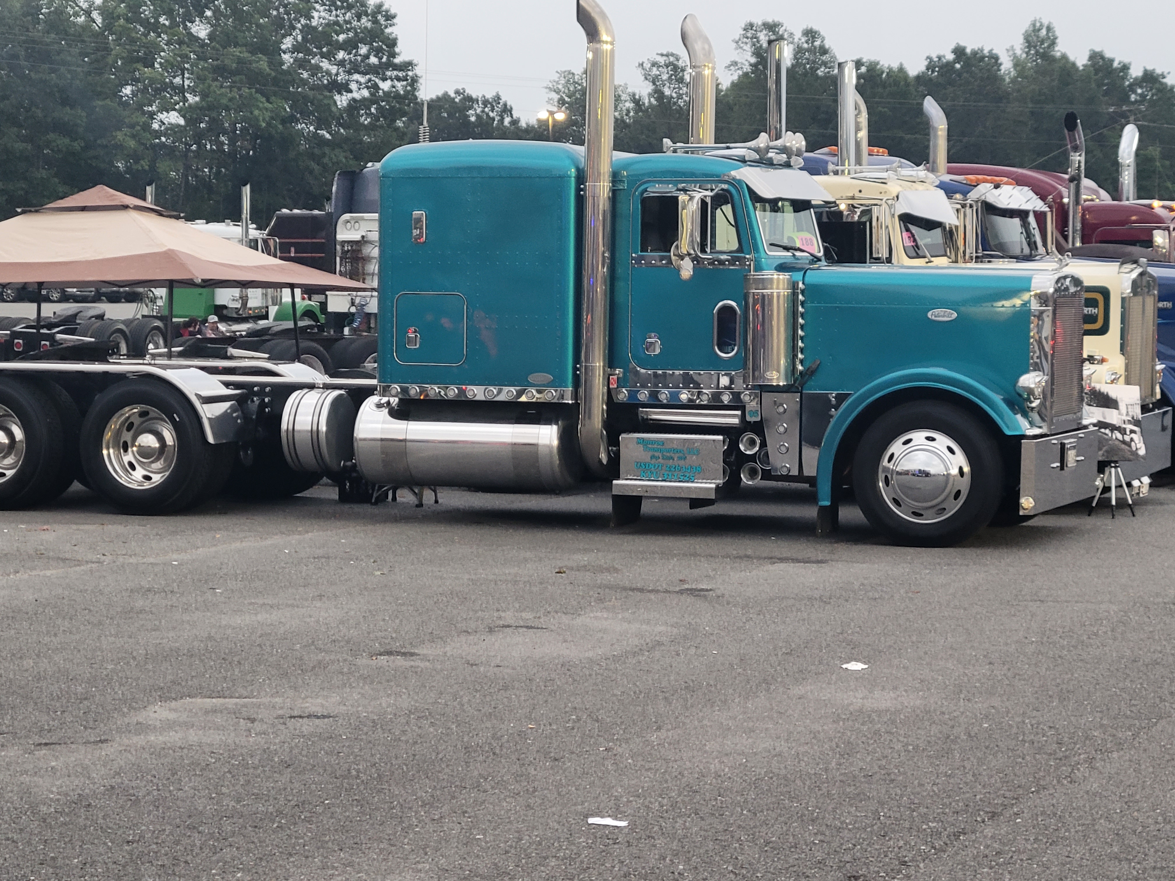 Show us what you are bringing! Upload a photo.