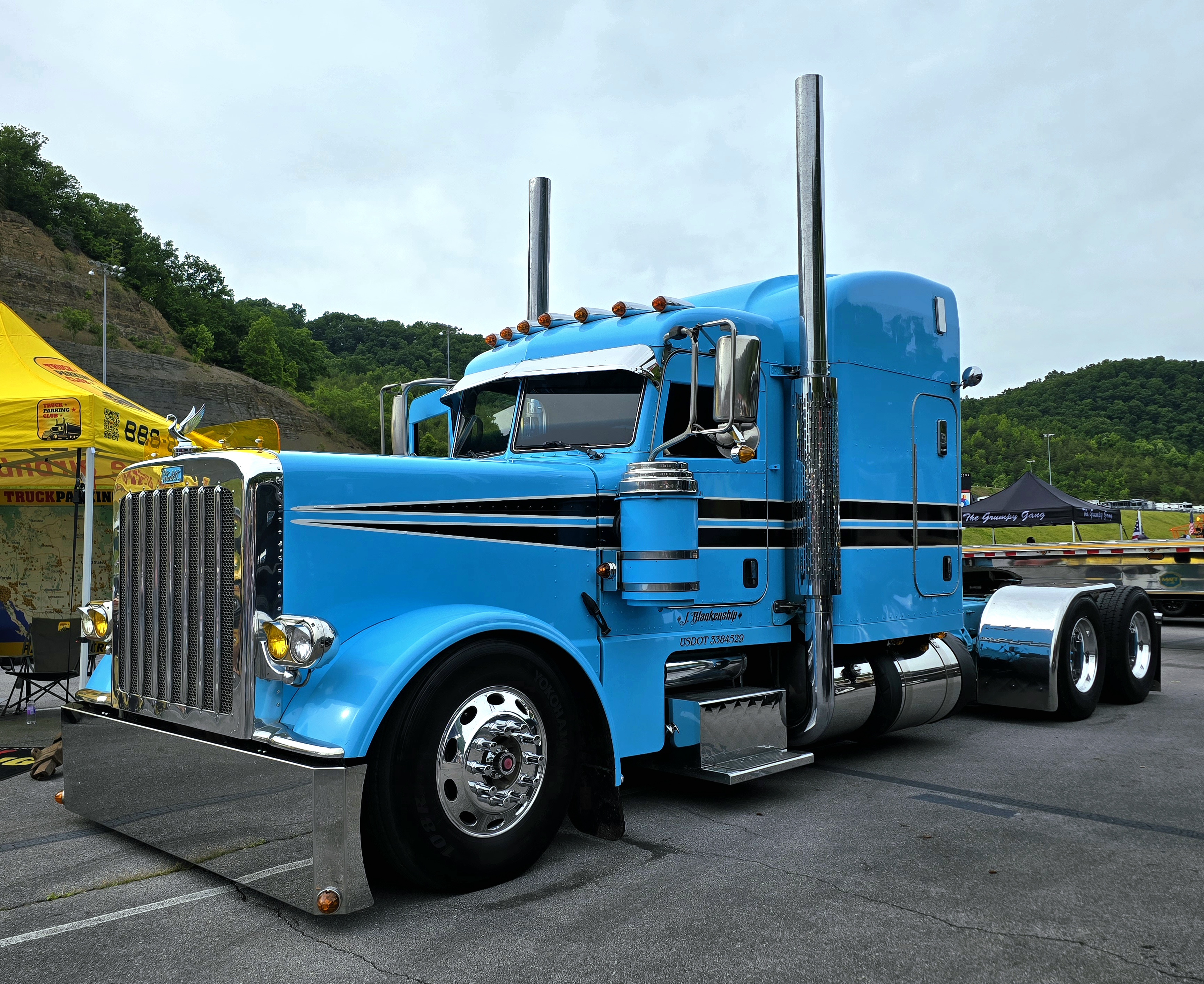 Show us what you are bringing! Upload a photo.