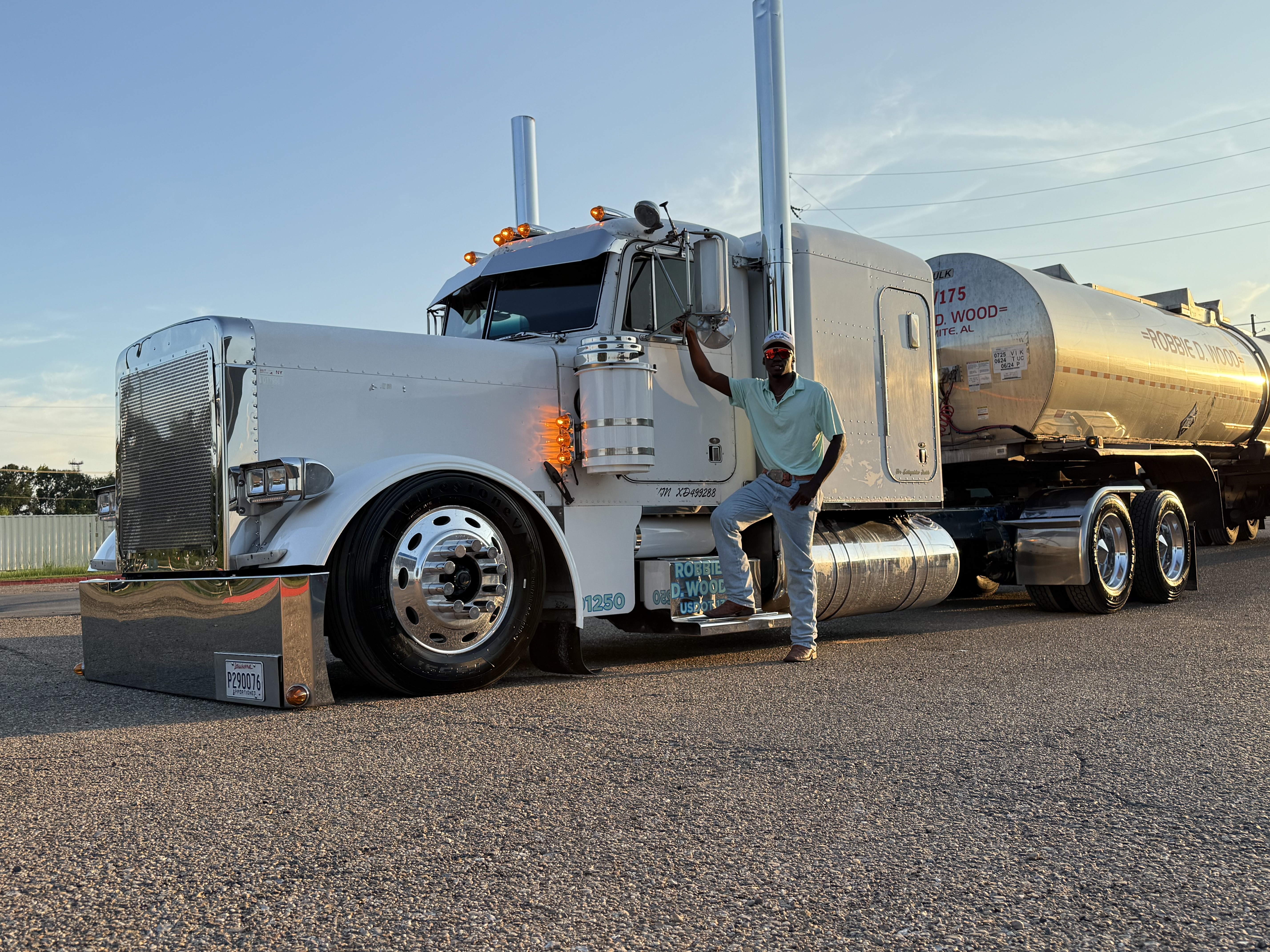 Show us what you are bringing! Upload a photo.