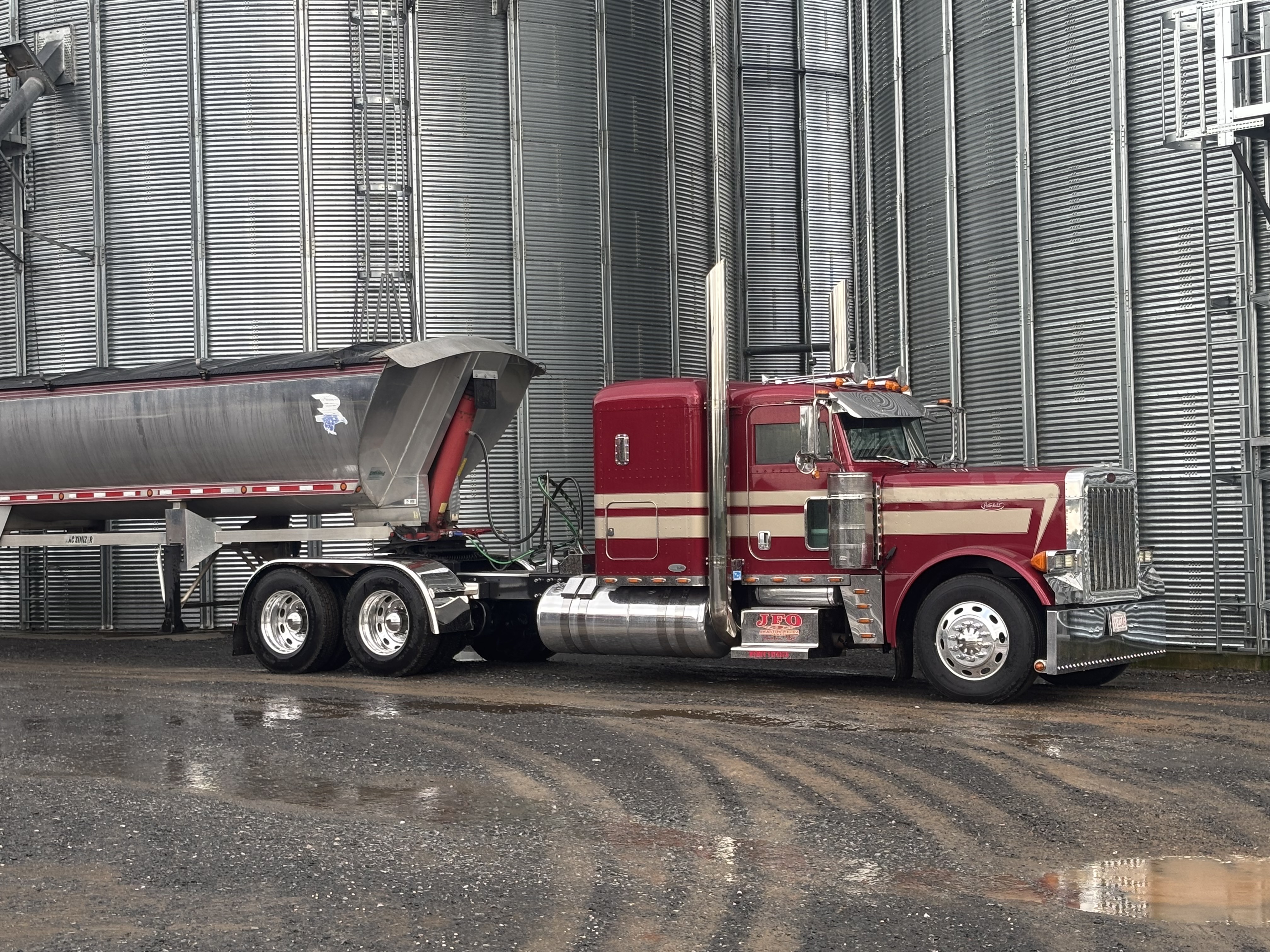 Show us what you are bringing! Upload a photo.