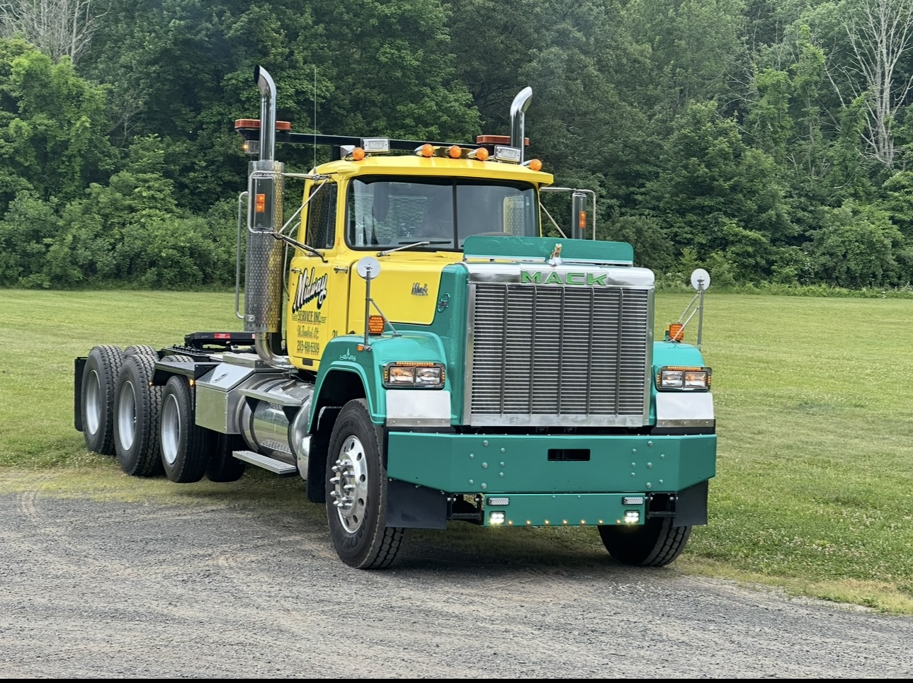 Show us what you are bringing! Upload a photo.