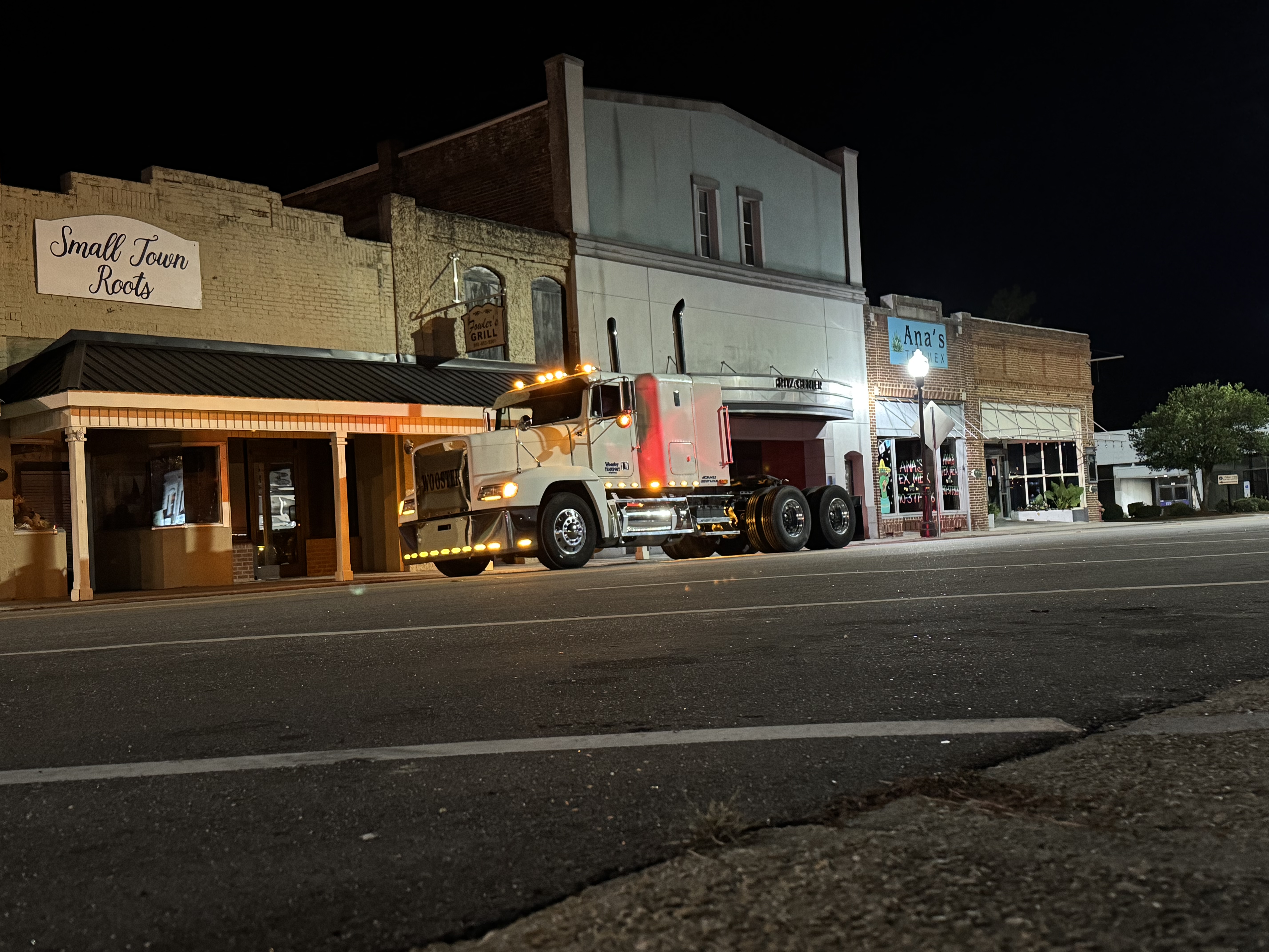 Show us what you are bringing! Upload a photo.